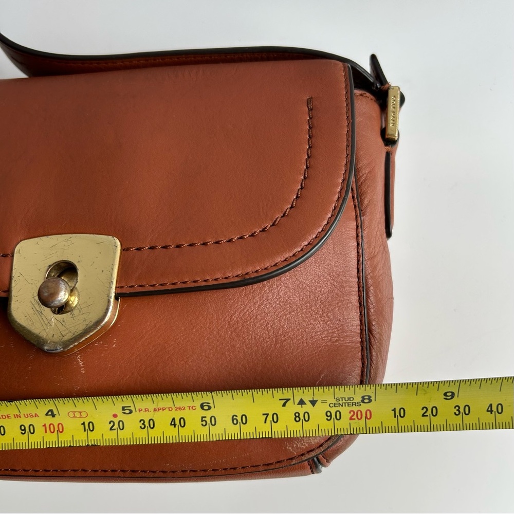 Vintage Cole Haan leather crossbody/shoulder in Cognac - Picture 4 of 12
